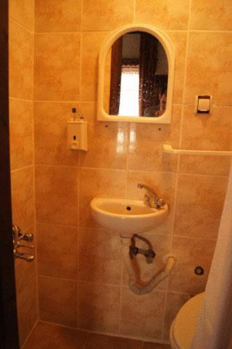 Haci Abdullahlar Konagi Hotel Mudurnu Habitación foto